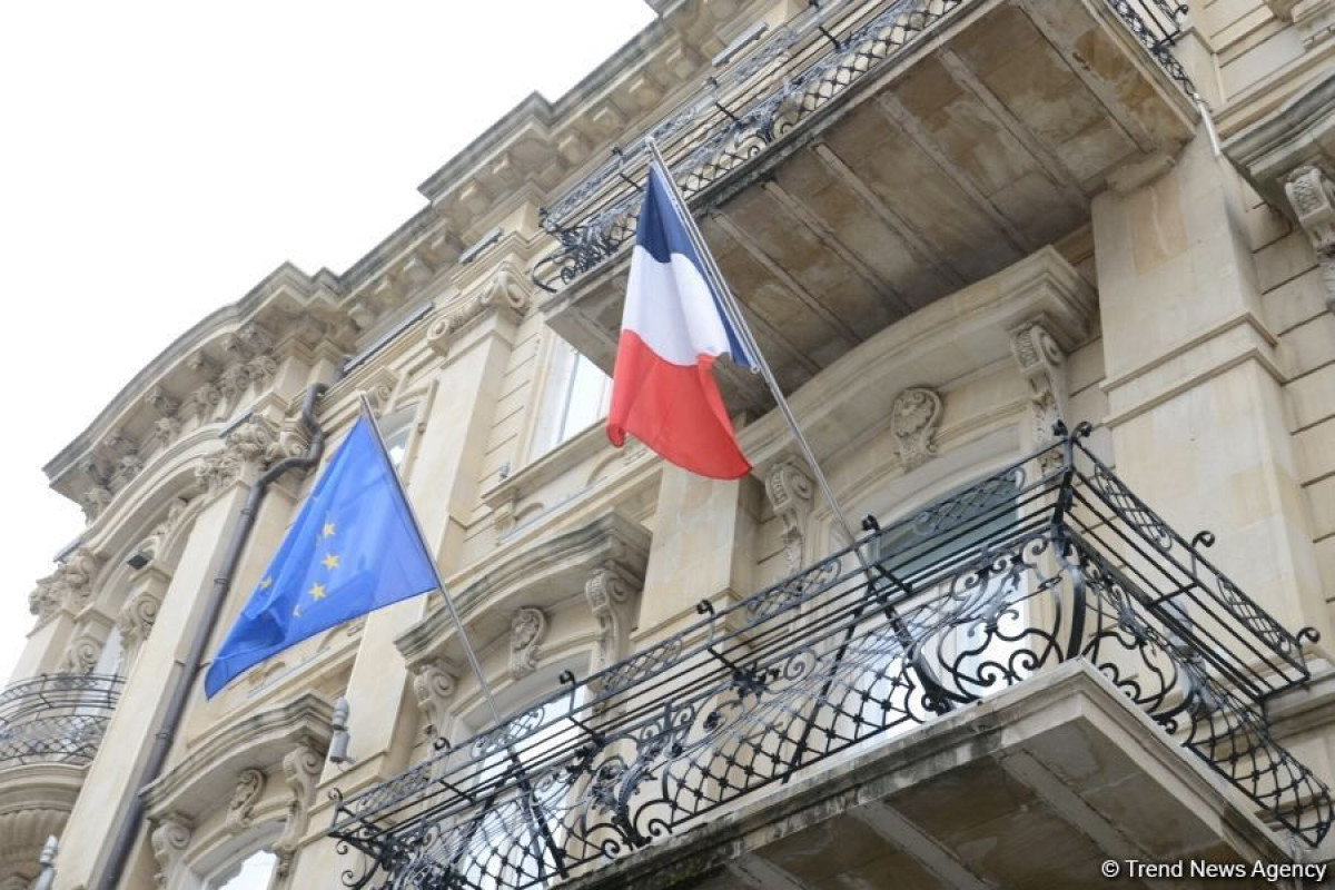 Technical service services at the French Embassy